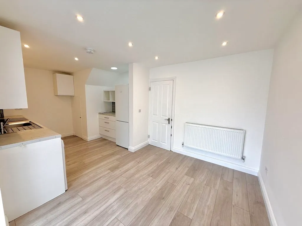 Therfield Walk, Houghton Regis LU5 5QB, photo 10