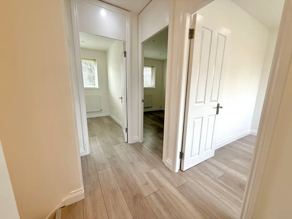 Therfield Walk, Houghton Regis LU5 5QB, photo 13
