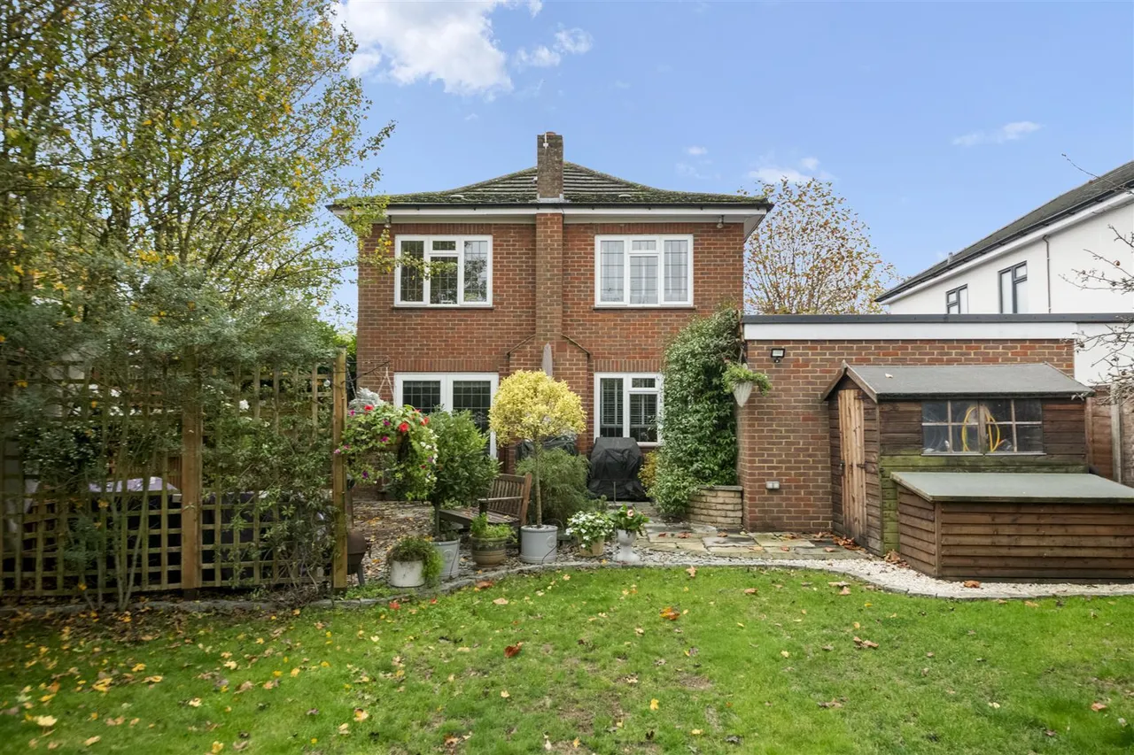 Tudor Way, Hillingdon, photo 22