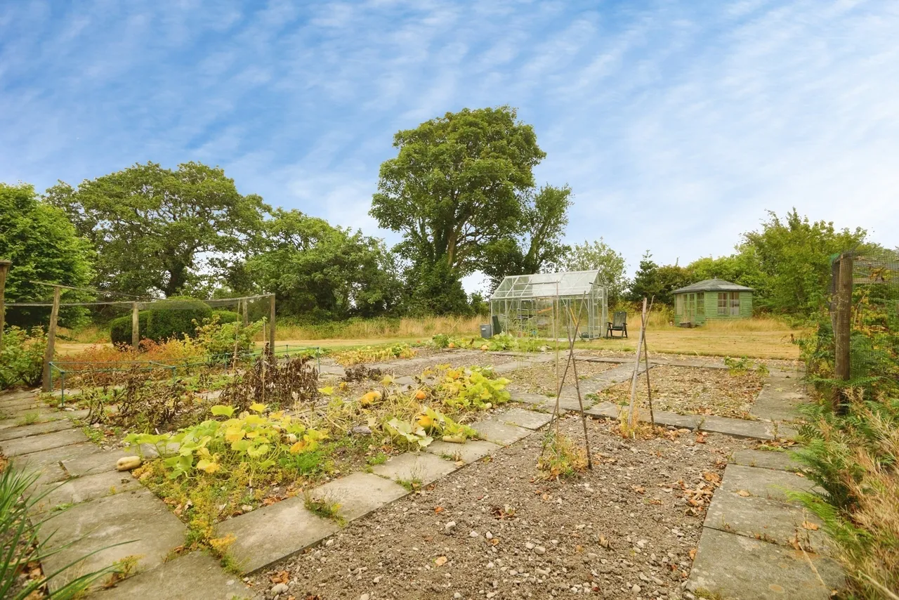 Pontllyfni, Caernarfon, LL54, photo 18