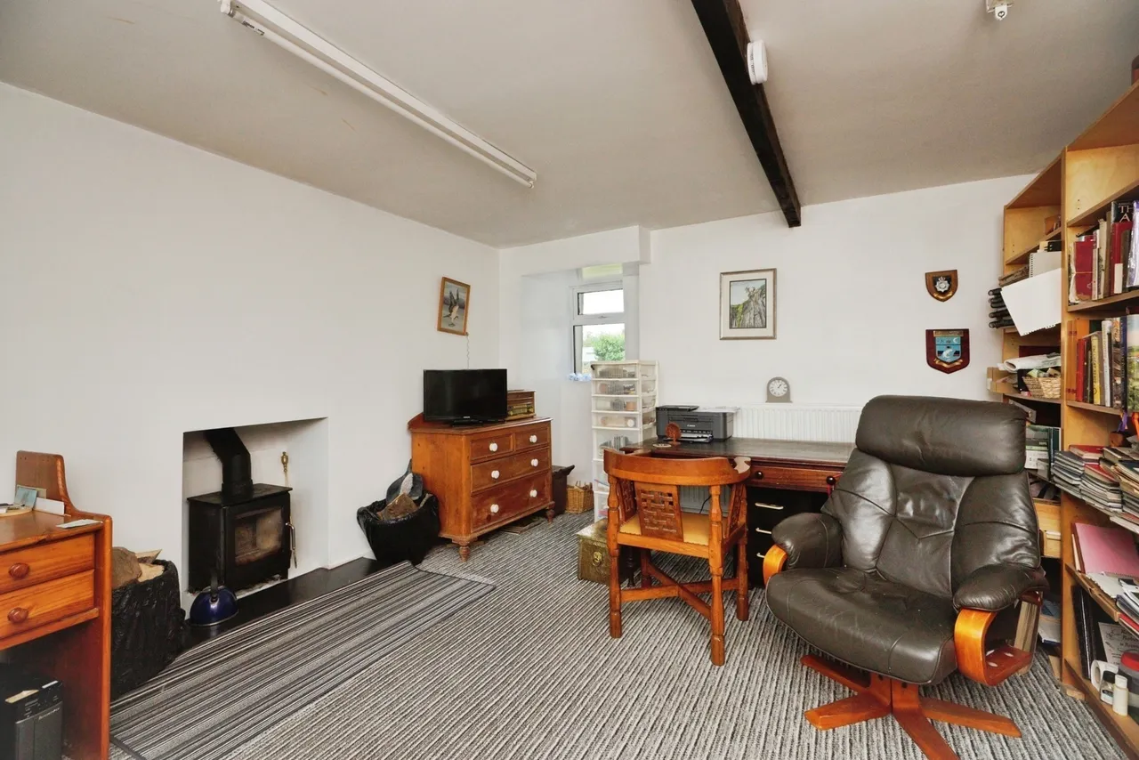 Pontllyfni, Caernarfon, LL54, photo 10