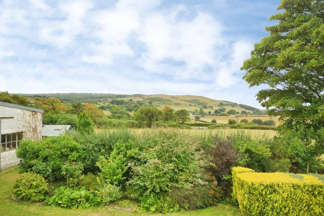Pontllyfni, Caernarfon, LL54, photo 22