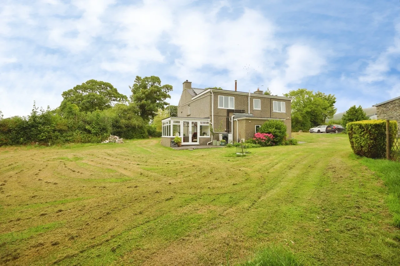 Pontllyfni, Caernarfon, LL54, photo 23