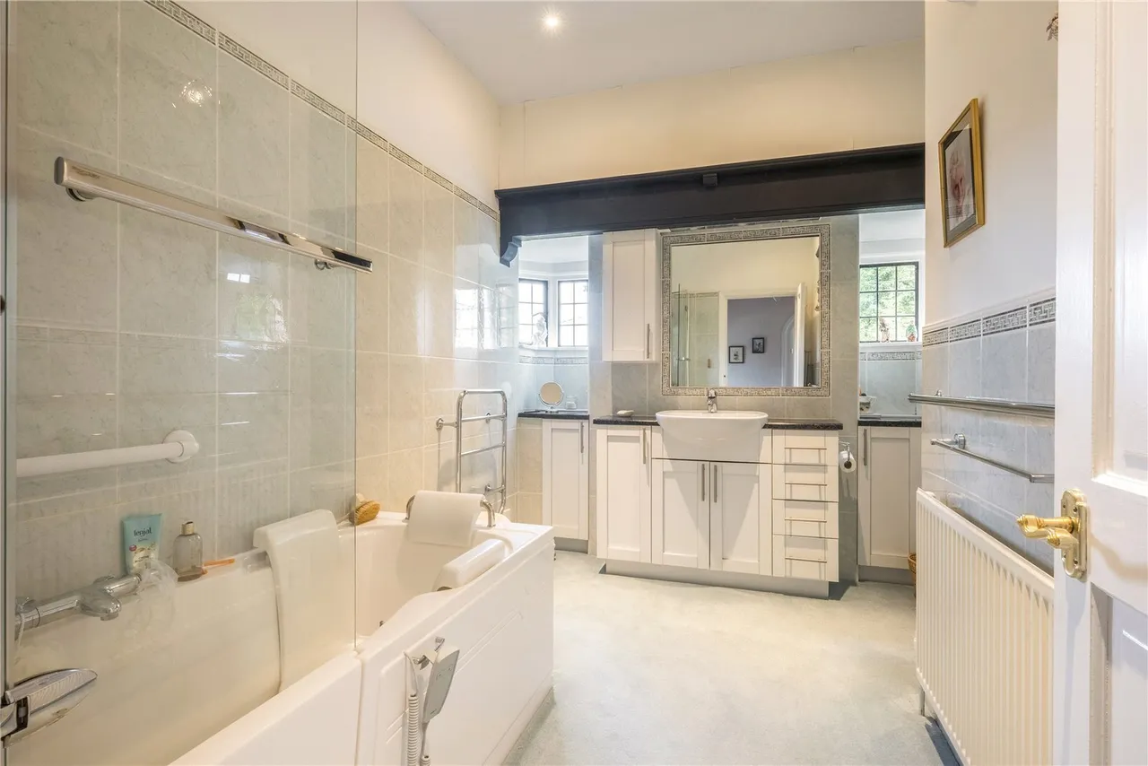 Spring Lane, Burwash, TN19, photo 12