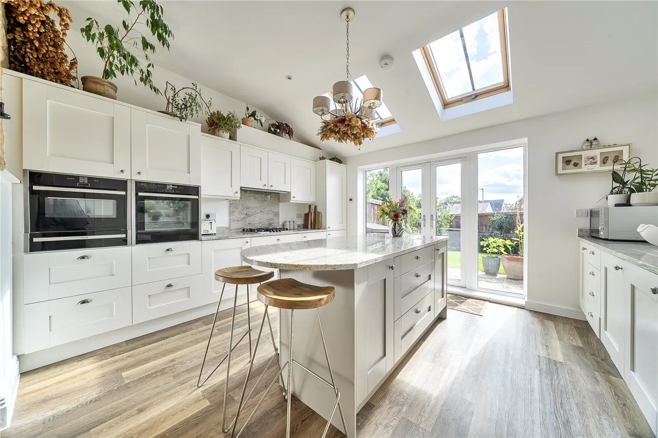 4 Old Farm Walk, Merriott, Somerset, TA16 5AB, photo 2
