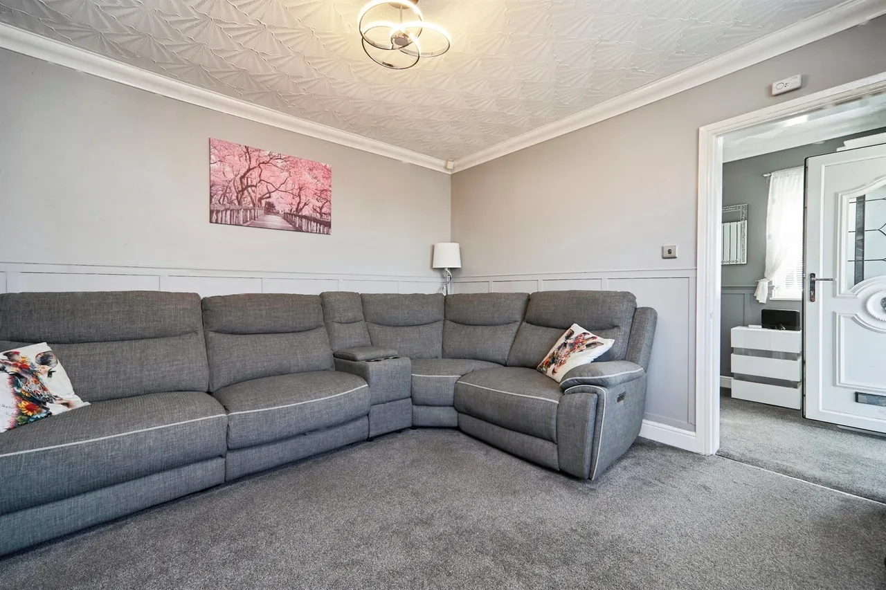 Gotts Park Crescent, Leeds, photo 4