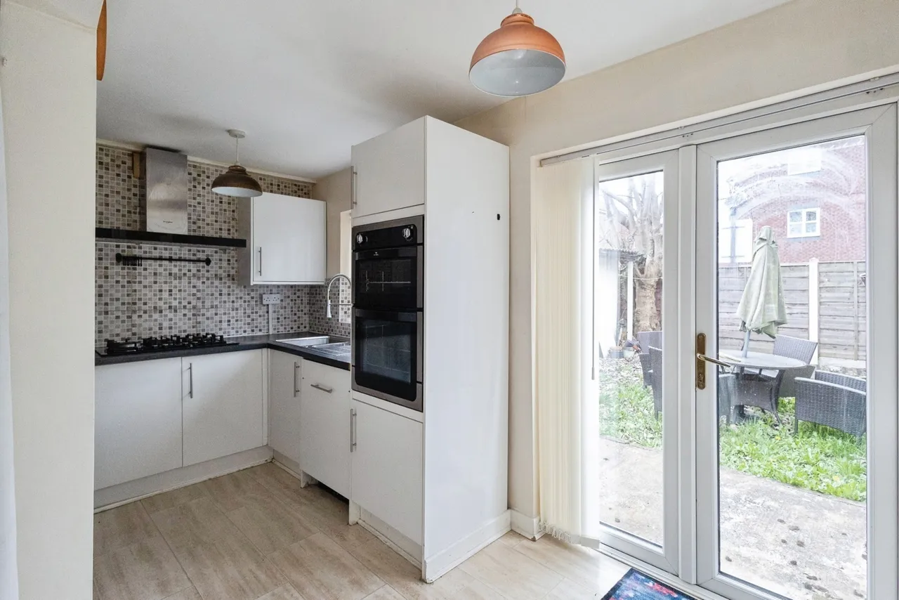 Eastholme Drive, Manchester, Greater Manchester, M19, photo 13