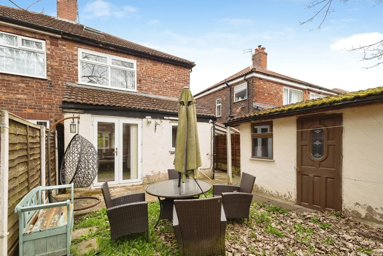 Eastholme Drive, Manchester, Greater Manchester, M19, photo 23