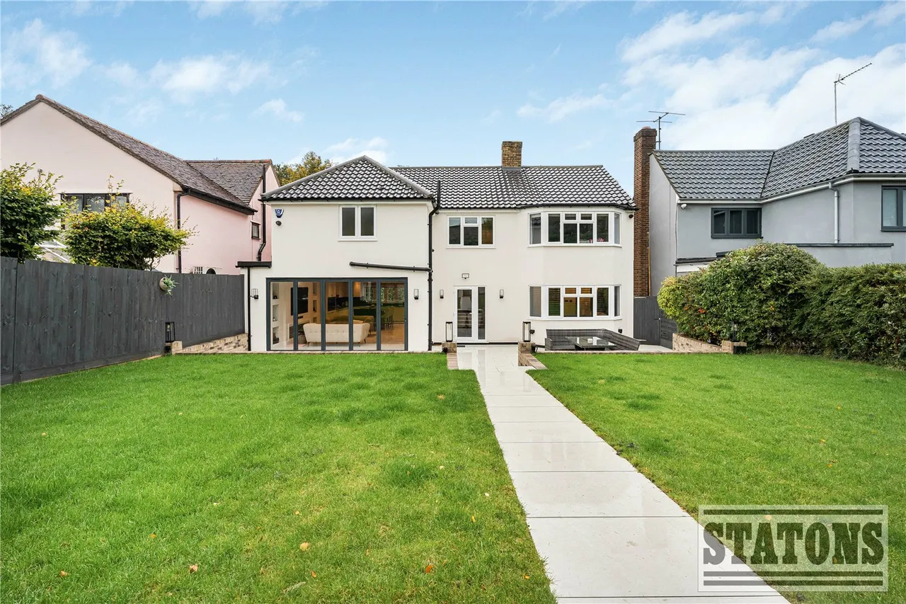 Tolmers Road, Cuffley, Potters Bar, Hertfordshire, EN6 4JP, photo 26