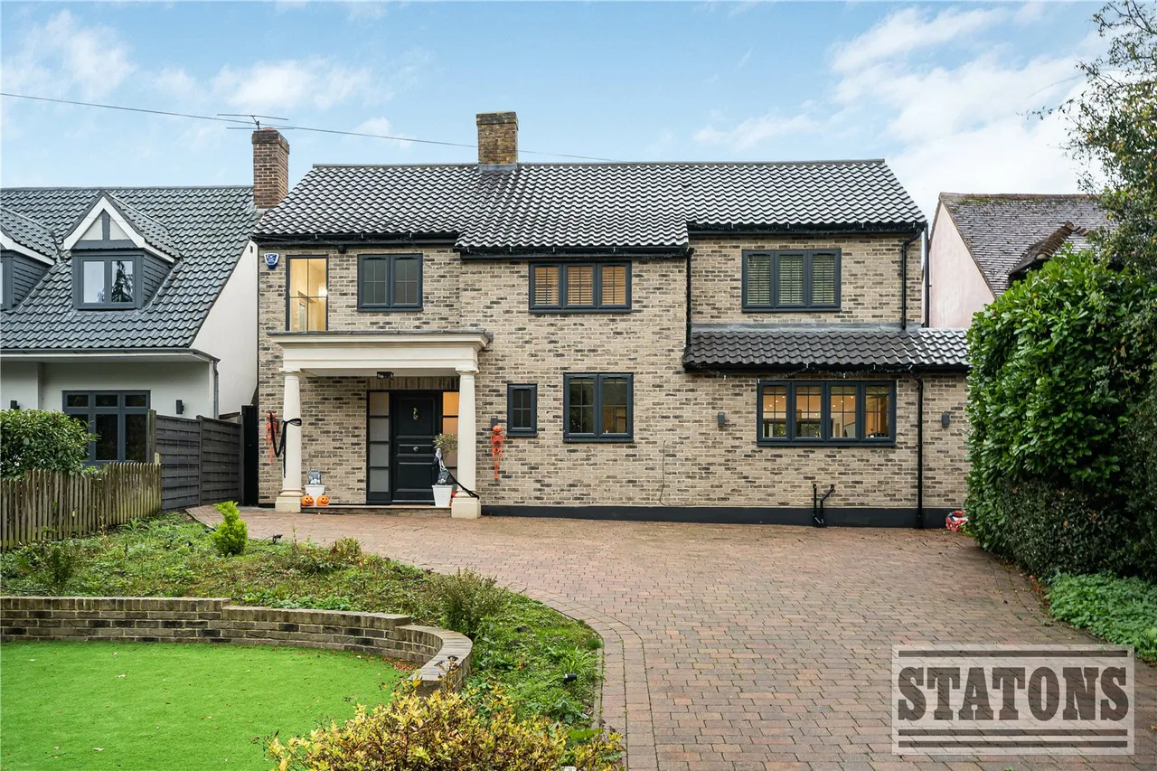 4 bed house for sale — Tolmers Road, Cuffley, Potters Bar, Hertfordshire, EN6 4JP