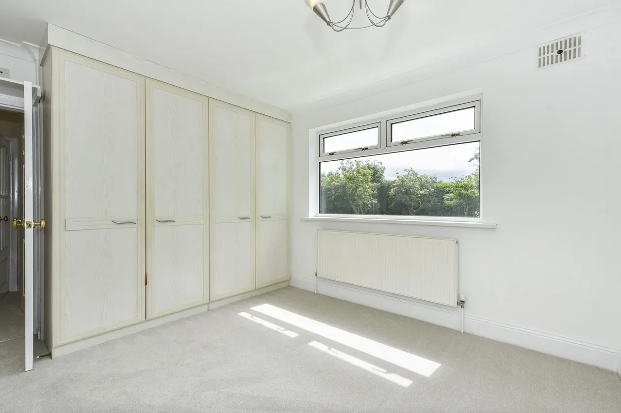 High Street, Thurnscoe, S63, photo 16