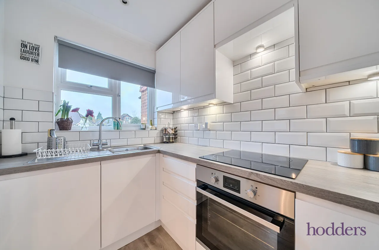 Warwick Deeping, Ottershaw, KT16, photo 3