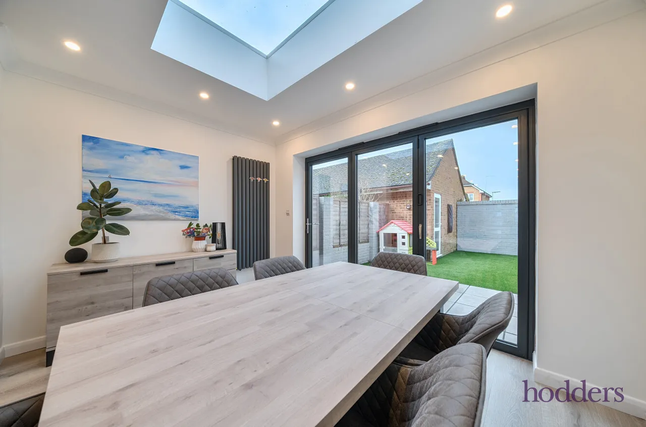 Warwick Deeping, Ottershaw, KT16, photo 12