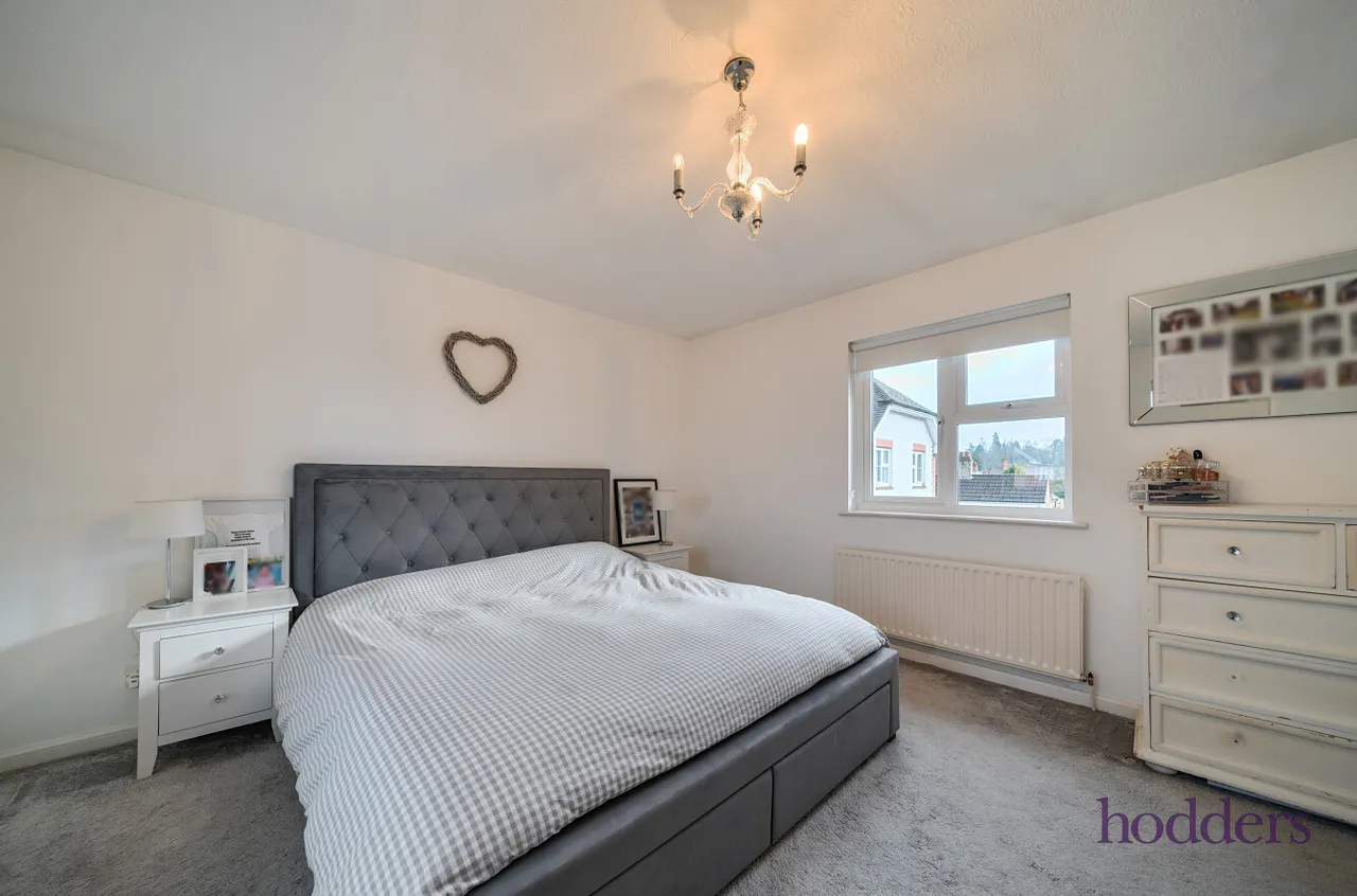 Warwick Deeping, Ottershaw, KT16, photo 16