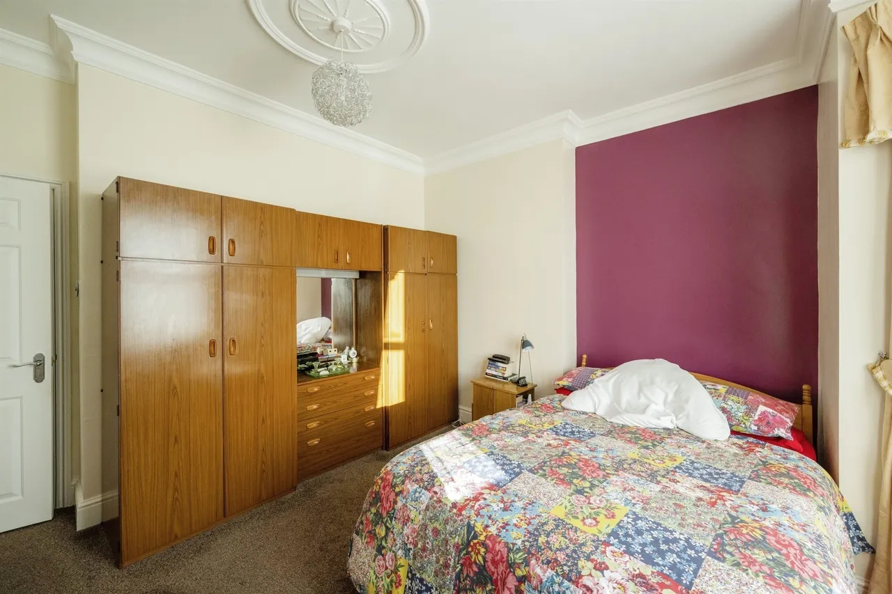 Thorne Road, Wheatley, Doncaster, photo 10