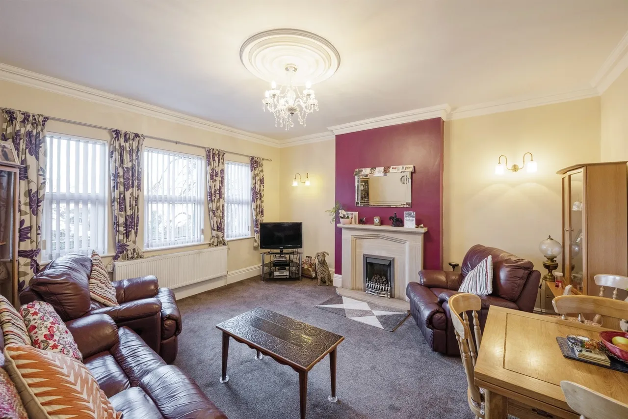 Thorne Road, Wheatley, Doncaster, photo 2