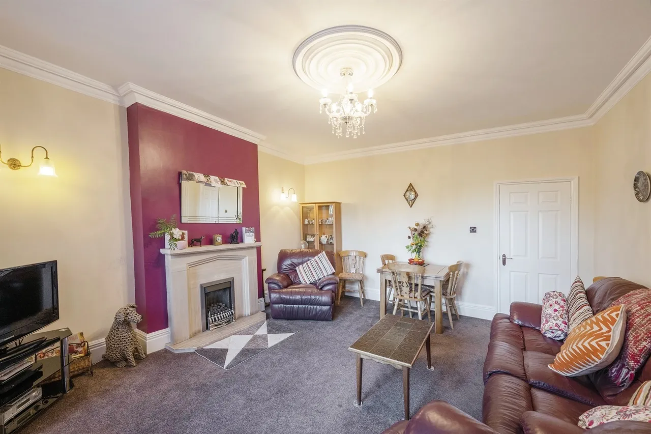 Thorne Road, Wheatley, Doncaster, photo 6