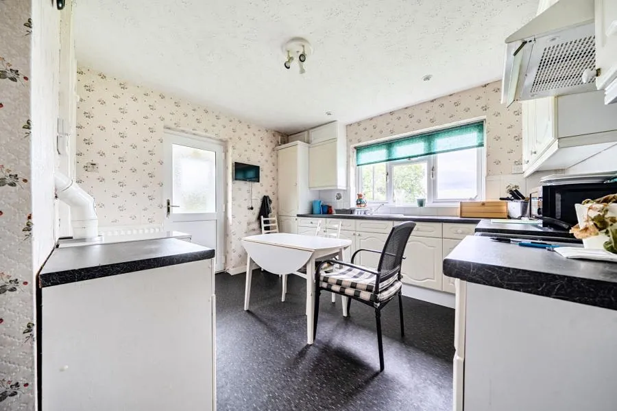 Eardisley, Hereford, HR3, photo 5