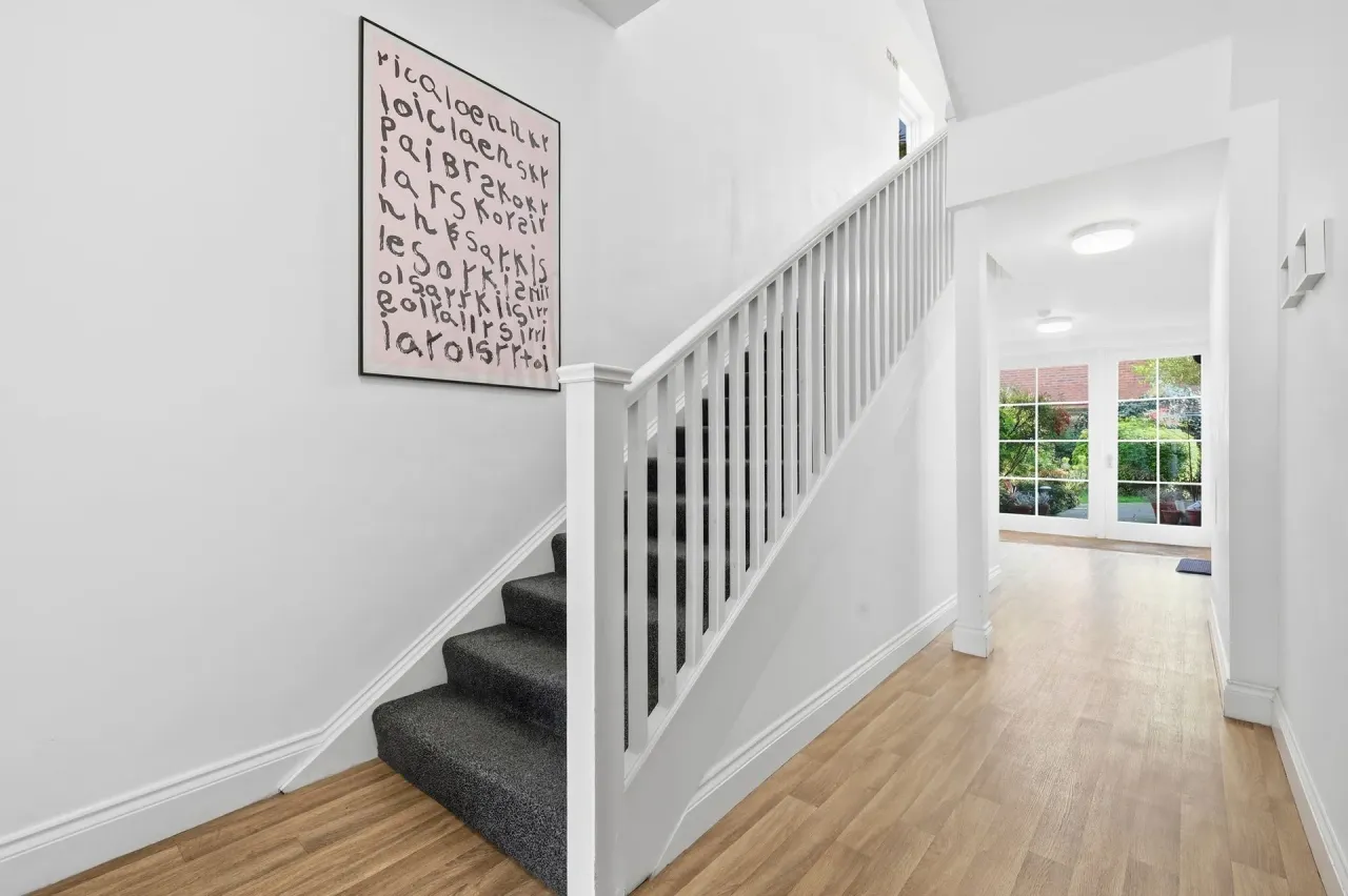 Capworth Street, Leyton, E10, photo 12