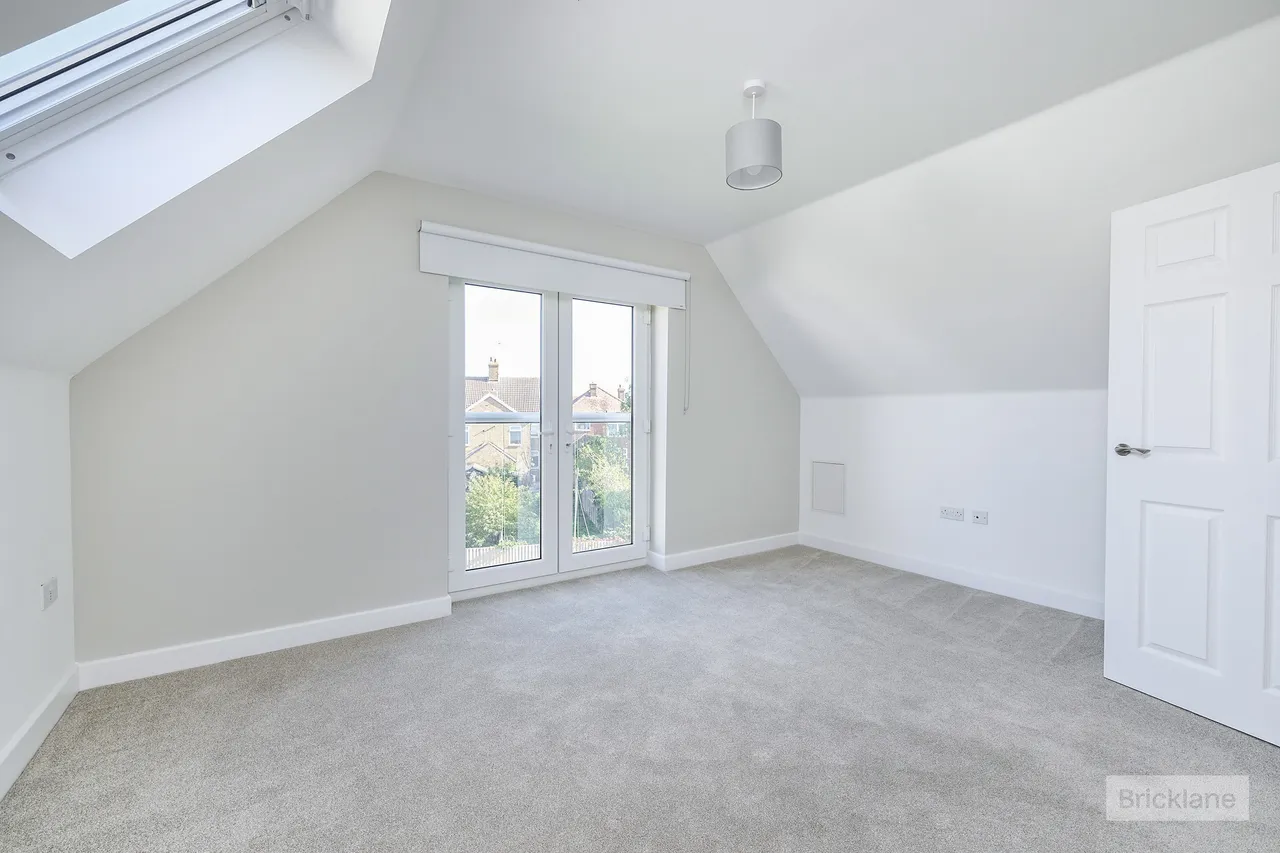 Osprey Place, March, PE15, photo 12