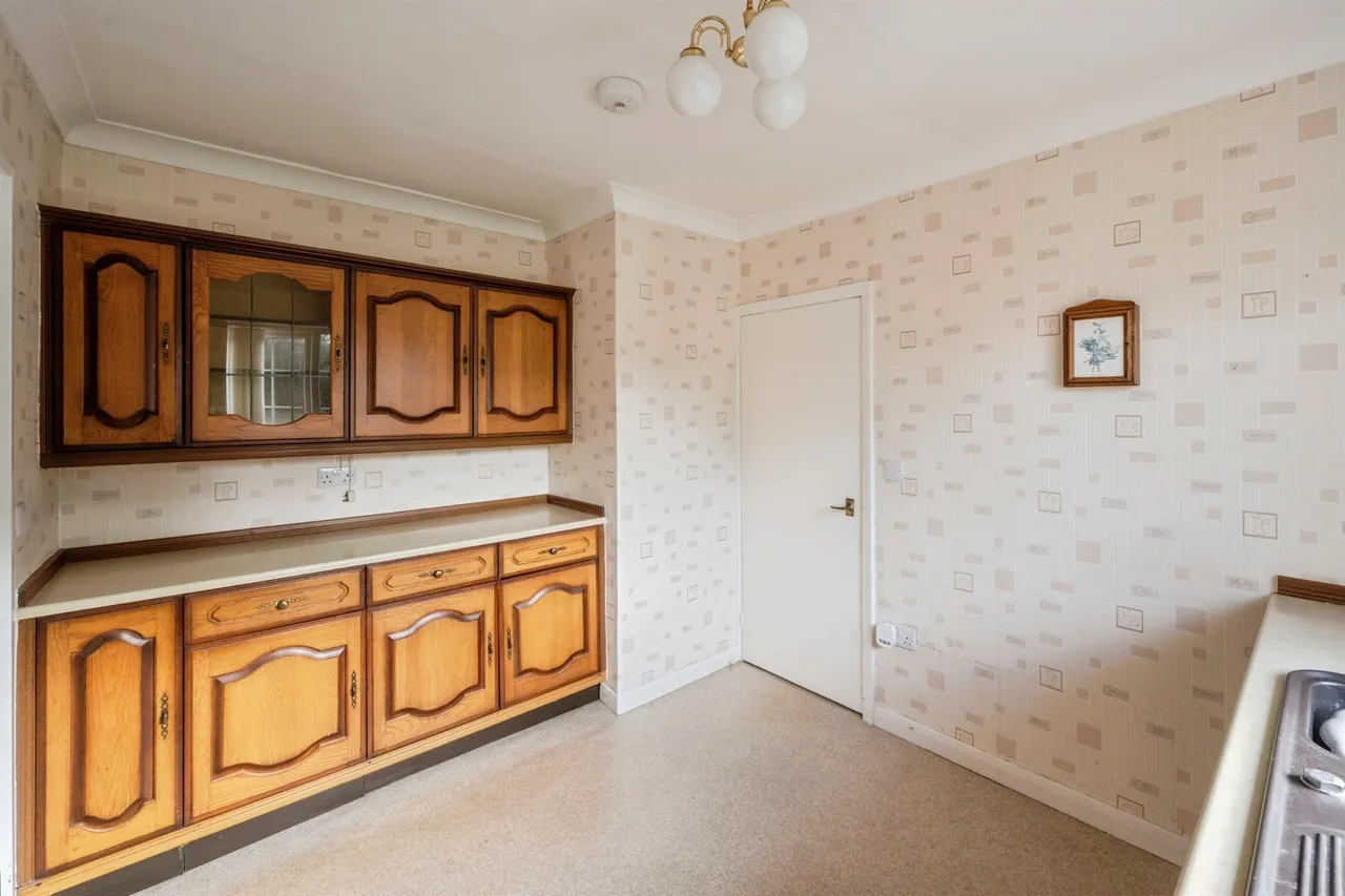 Top Hall Road, Bessacarr, Doncaster, photo 9