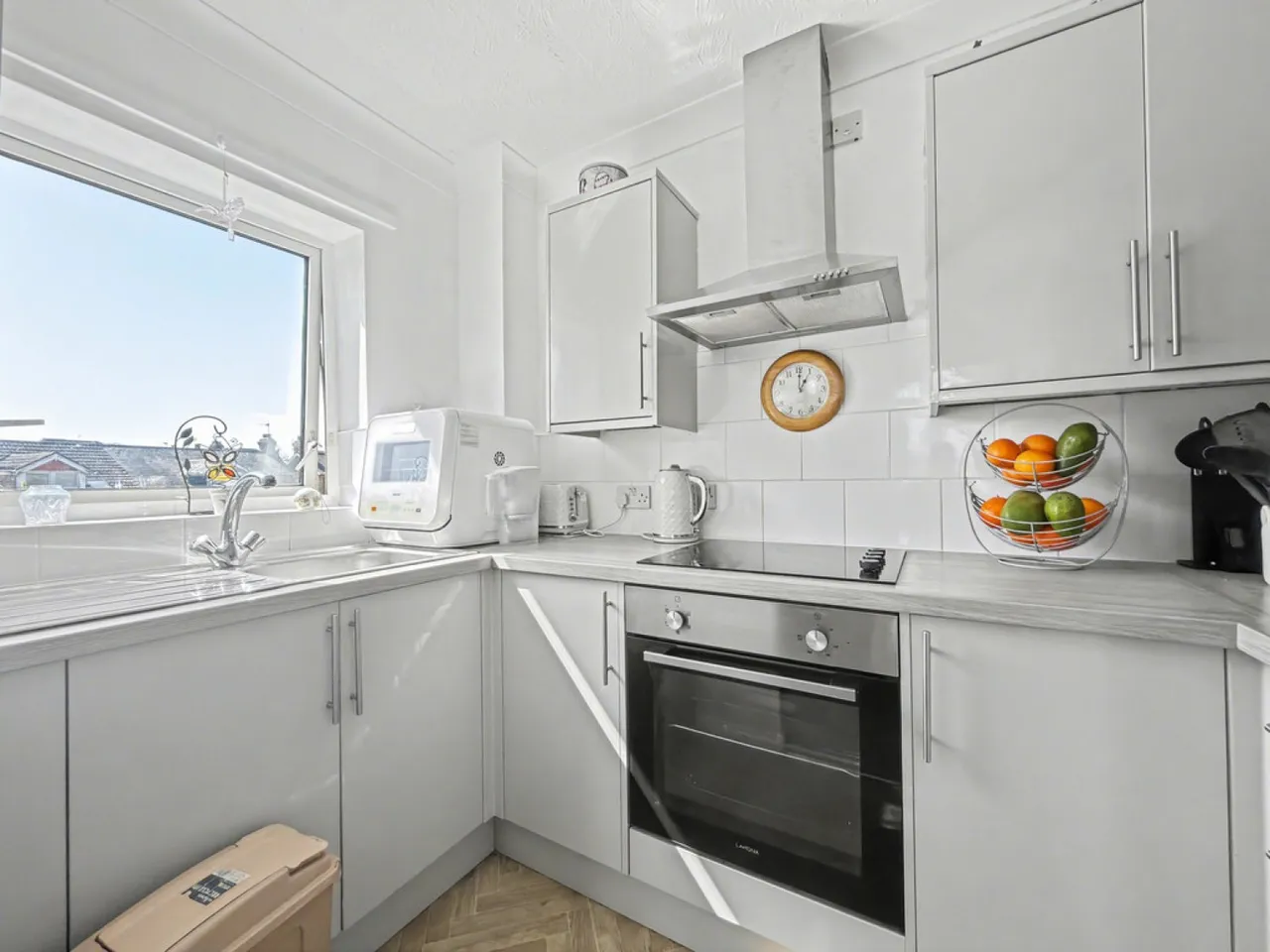 Sunnyhill Court, Parkstone, photo 4