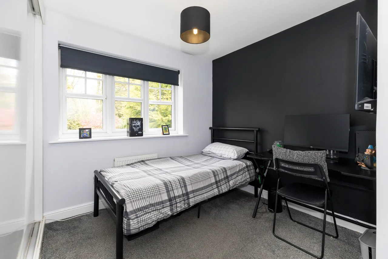 Mill Court, Aspull, WN2, photo 11