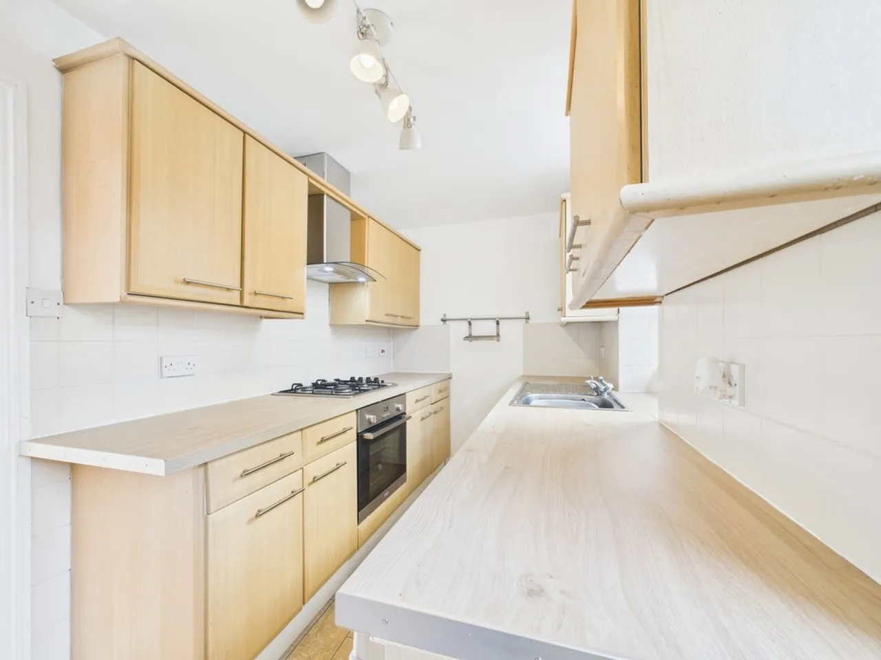 Brandon Road, Laira, PL3, photo 5