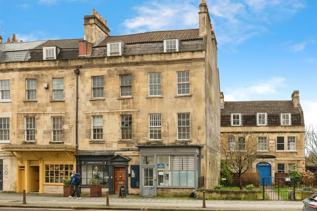 flat for sale — Walcot Buildings, Bath