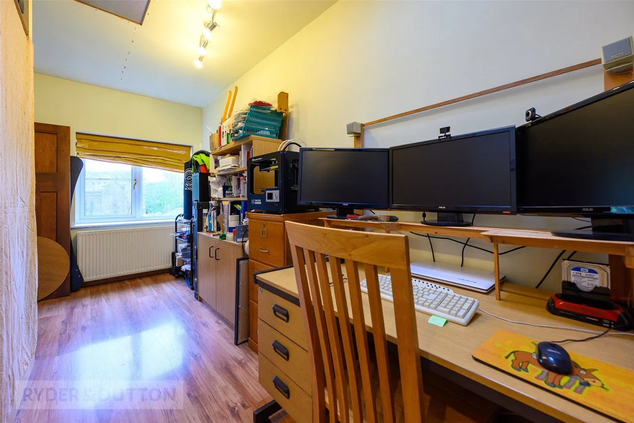 Moorlands Drive, Halifax, HX3, photo 15