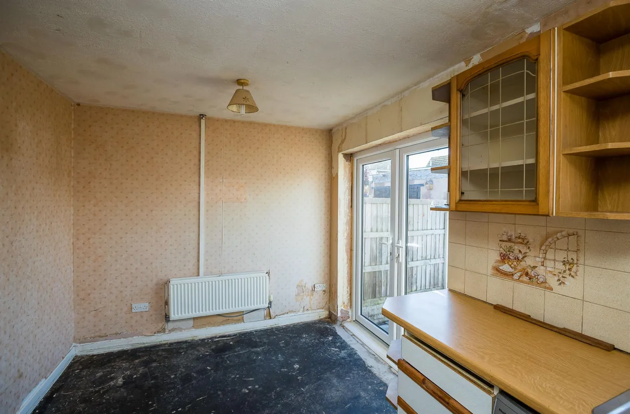 Violet Grove, Rhyl, LL18, photo 3