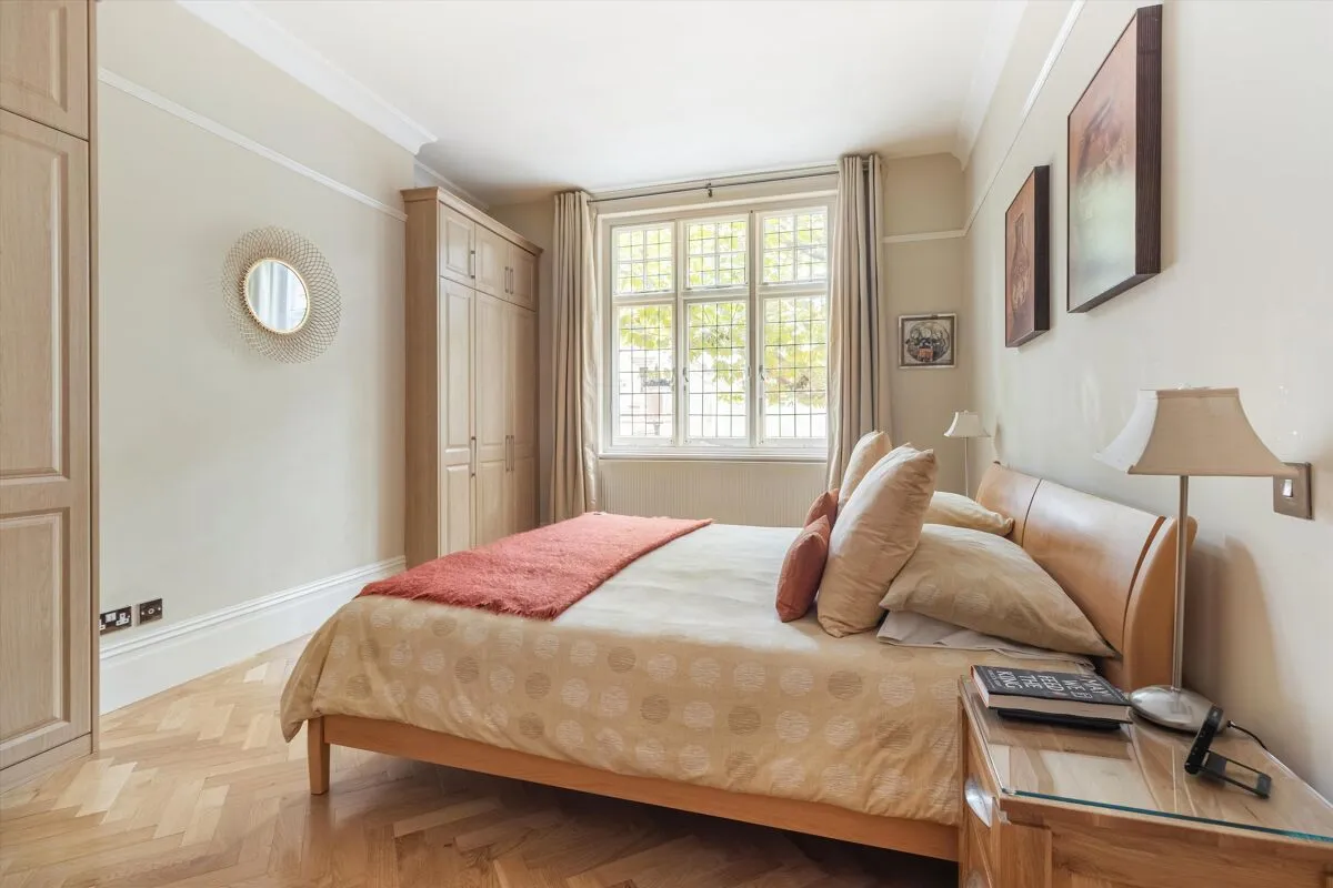 Iverna Gardens, London, W8, photo 11
