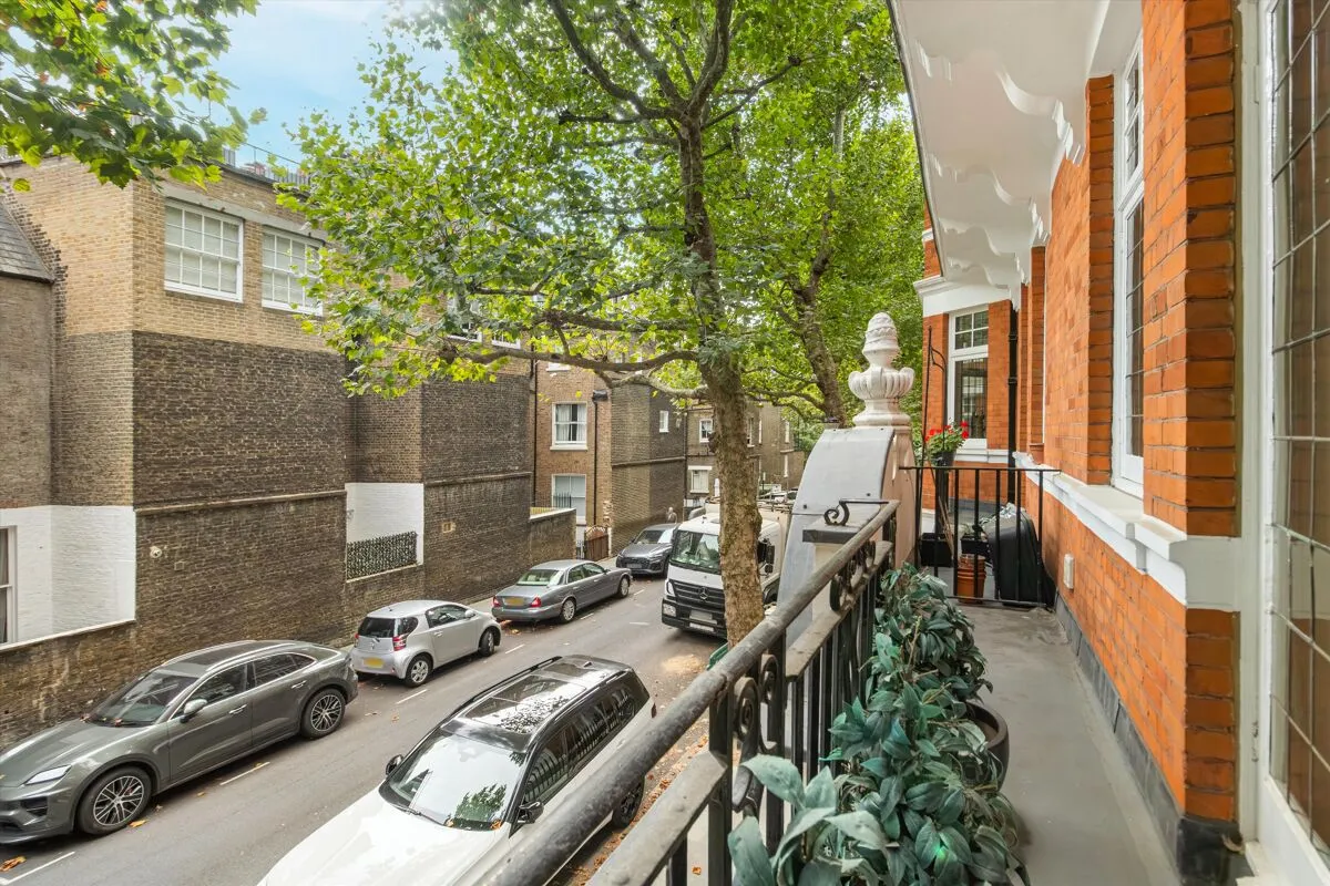 Iverna Gardens, London, W8, photo 16