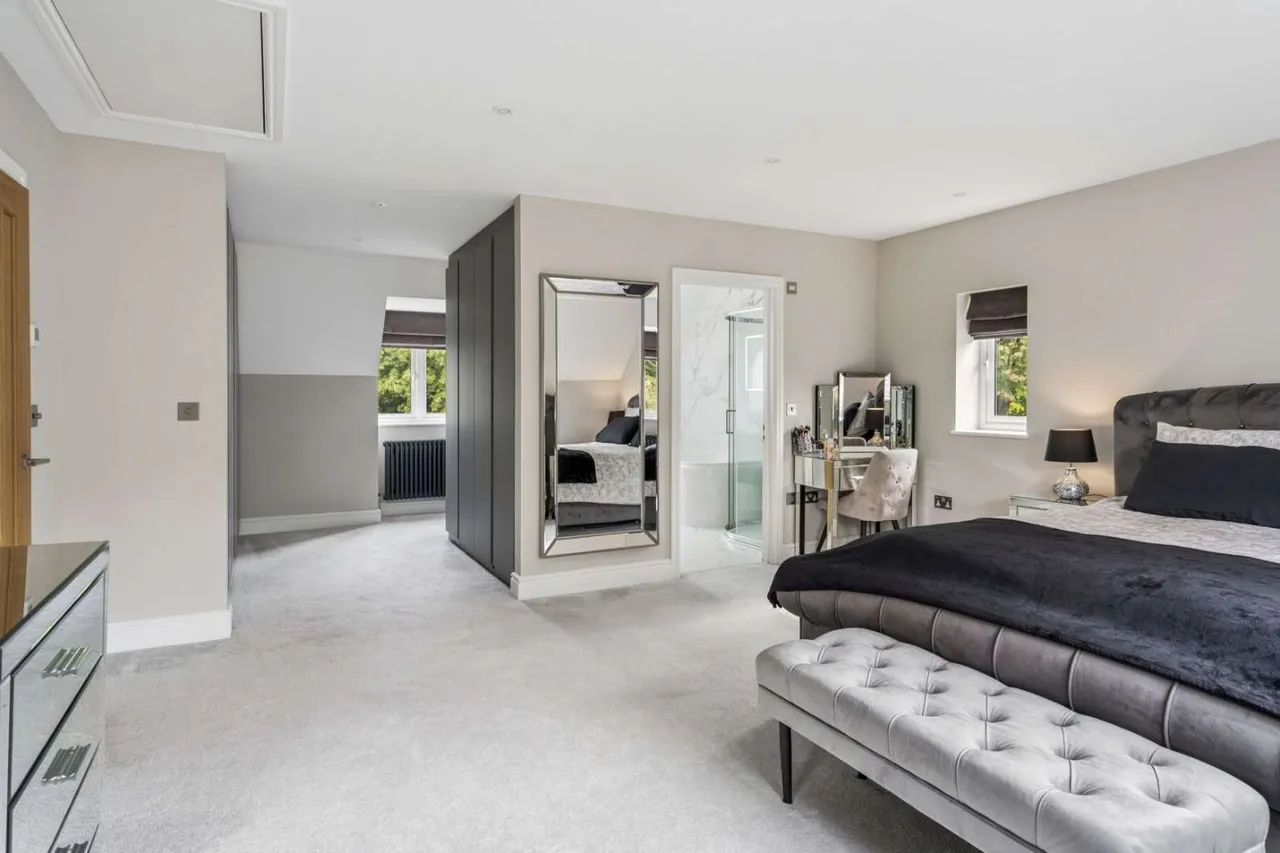 Clifton Road, Amersham, Buckinghamshire, HP6 5PN, photo 11