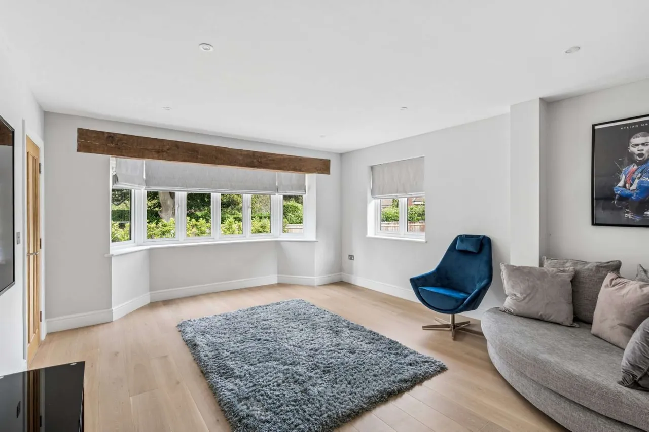 Clifton Road, Amersham, Buckinghamshire, HP6 5PN, photo 8