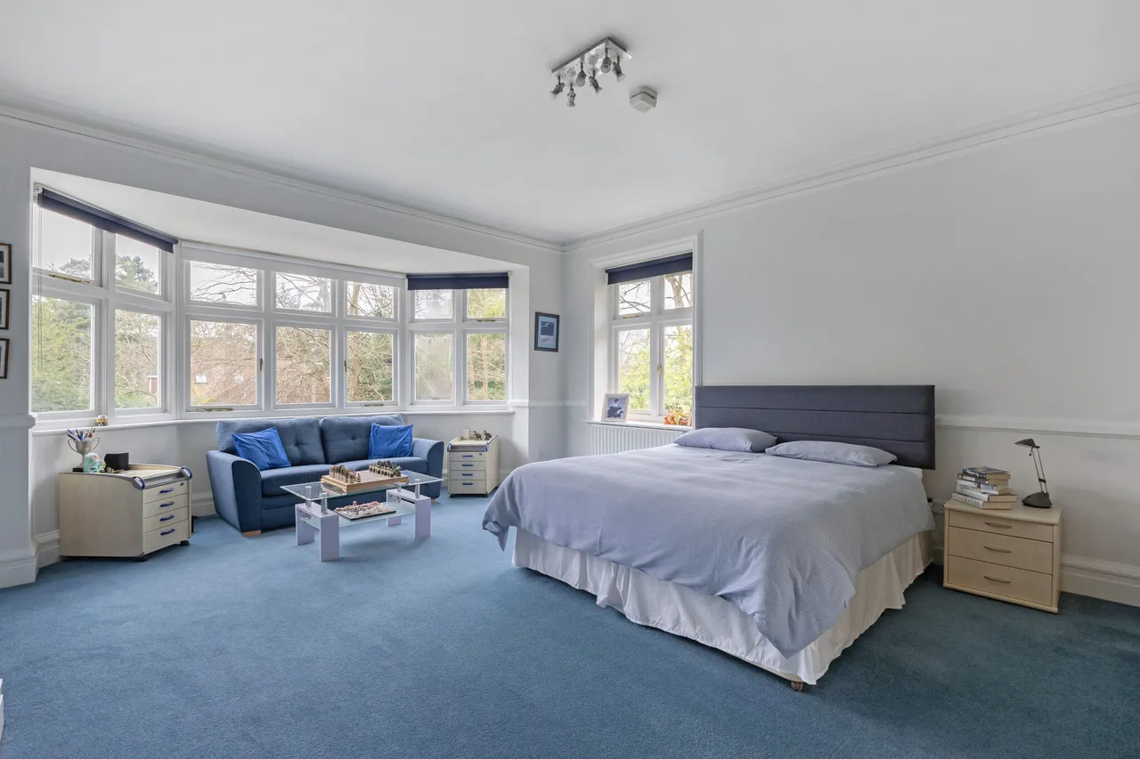 London Road, Camberley, GU15, photo 10