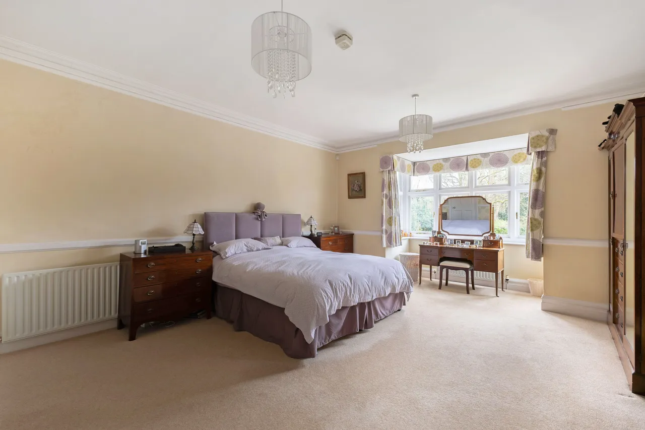 London Road, Camberley, GU15, photo 12