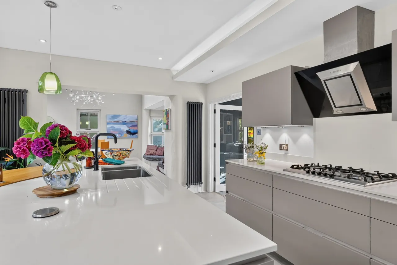 Shandon Drive, photo 17