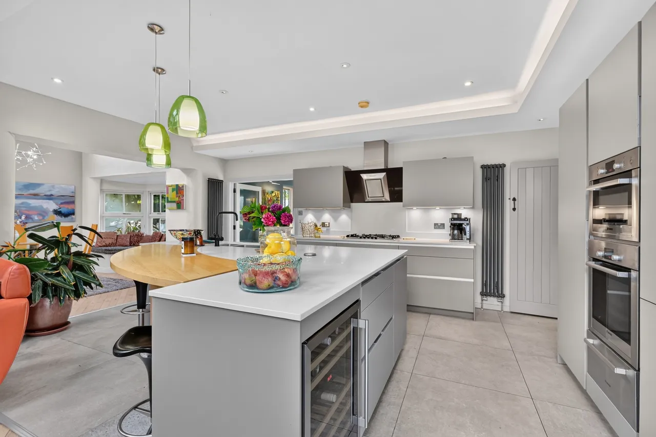 Shandon Drive, photo 16