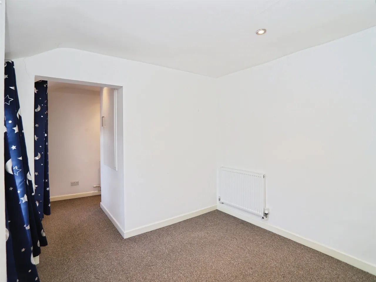 Cymmer Road, Porth, CF39, photo 10