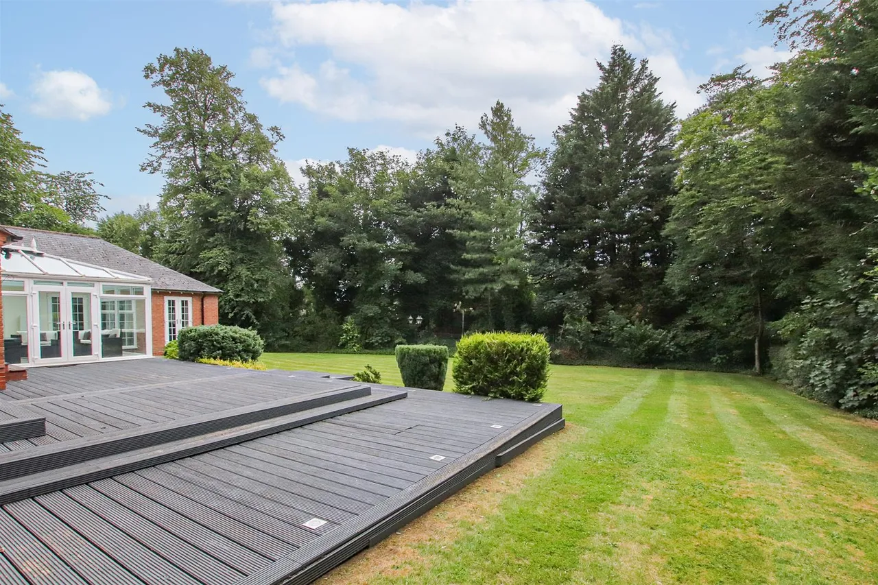 Bucklow View, Bowdon, WA14, photo 28