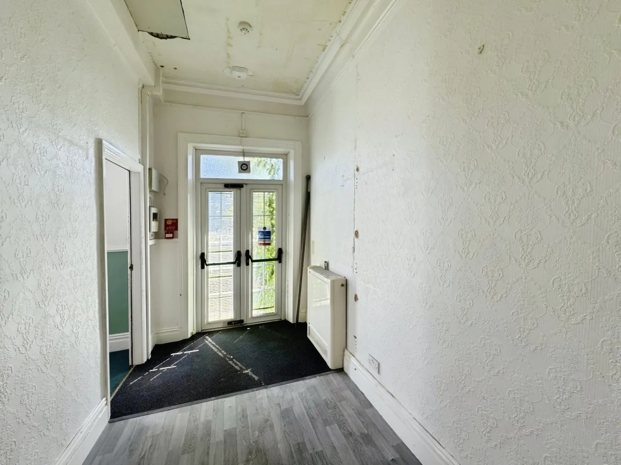 Bradford Road, Liversedge, WF15, photo 7