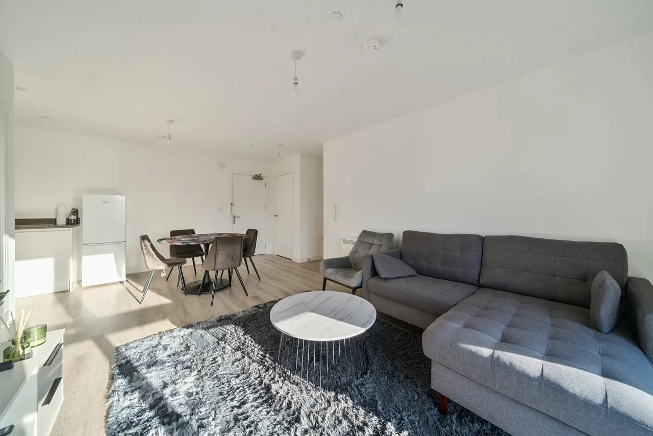 2 bed flat for sale, Erasmus Drive, Derby, DE1