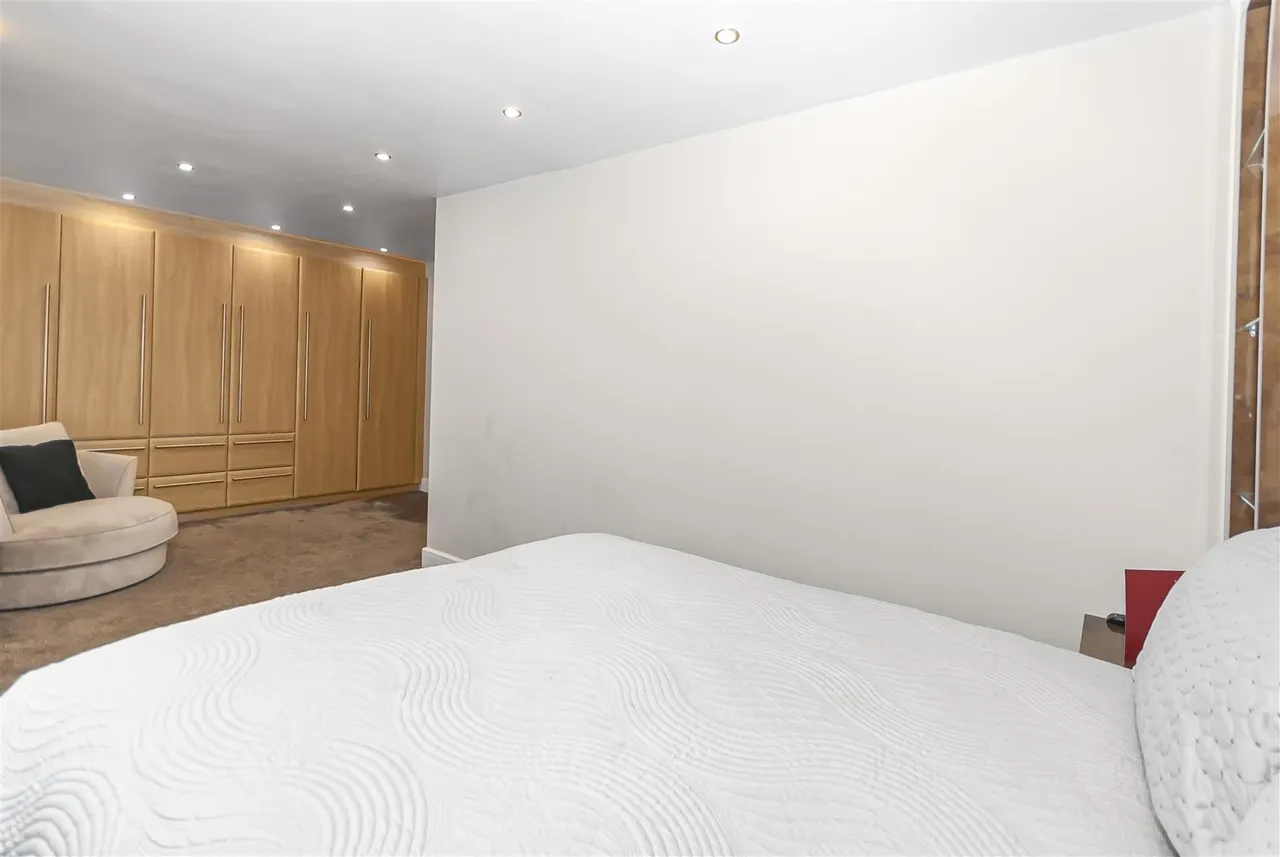 Dearden Fold, Edenfield, Ramsbottom, Bury, BL0 0LH, photo 36