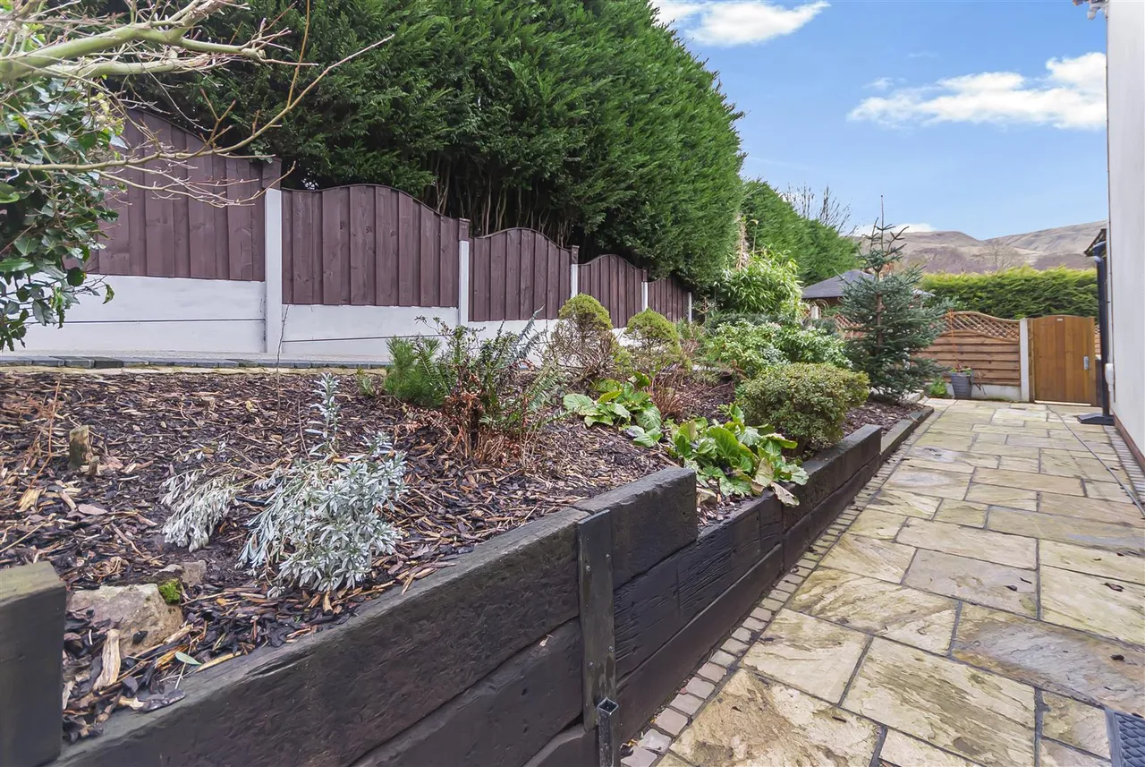 Dearden Fold, Edenfield, Ramsbottom, Bury, BL0 0LH, photo 63