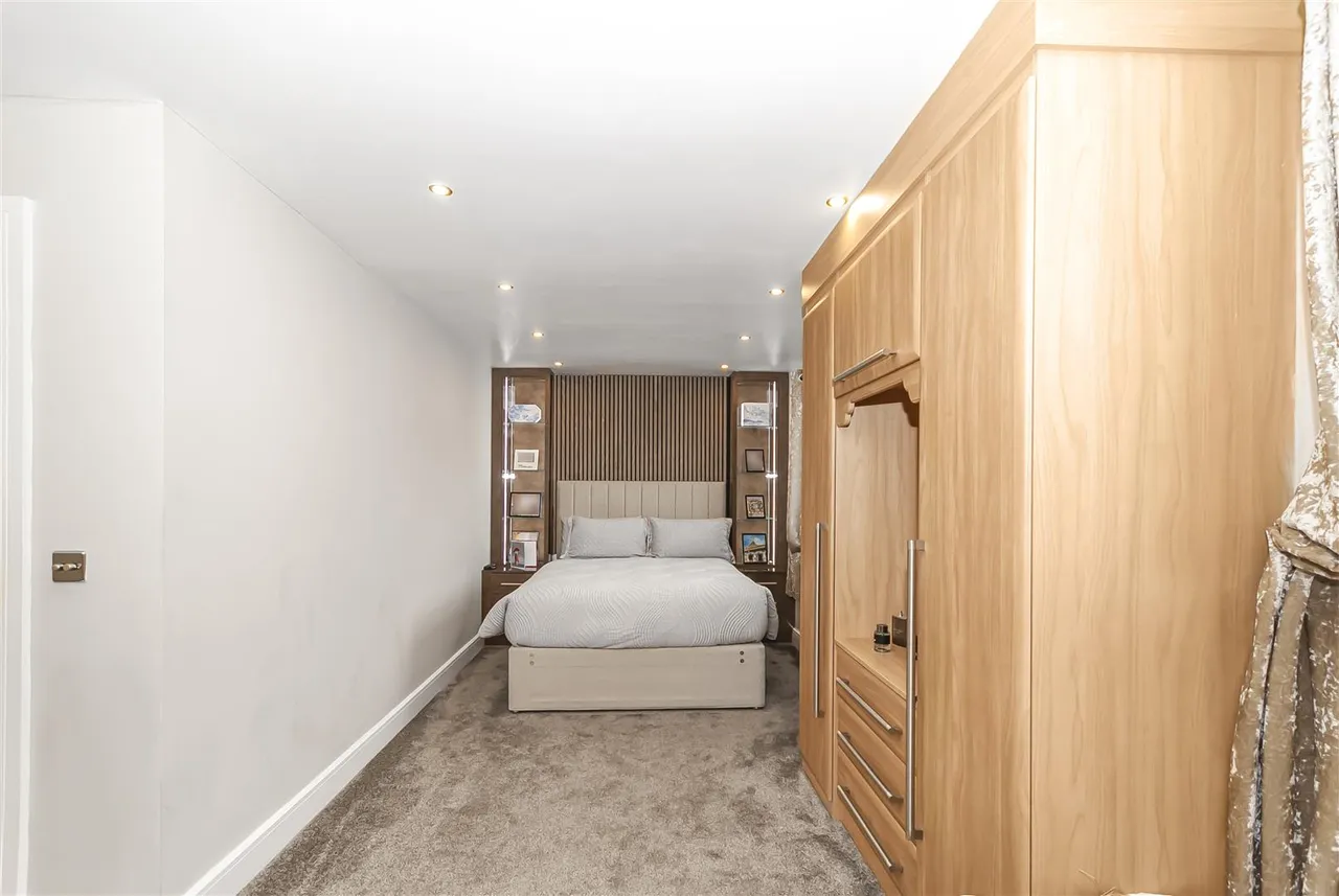 Dearden Fold, Edenfield, Ramsbottom, Bury, BL0 0LH, photo 33