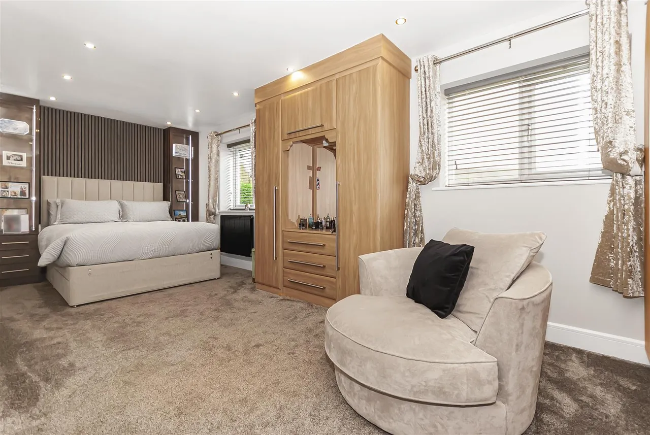Dearden Fold, Edenfield, Ramsbottom, Bury, BL0 0LH, photo 31
