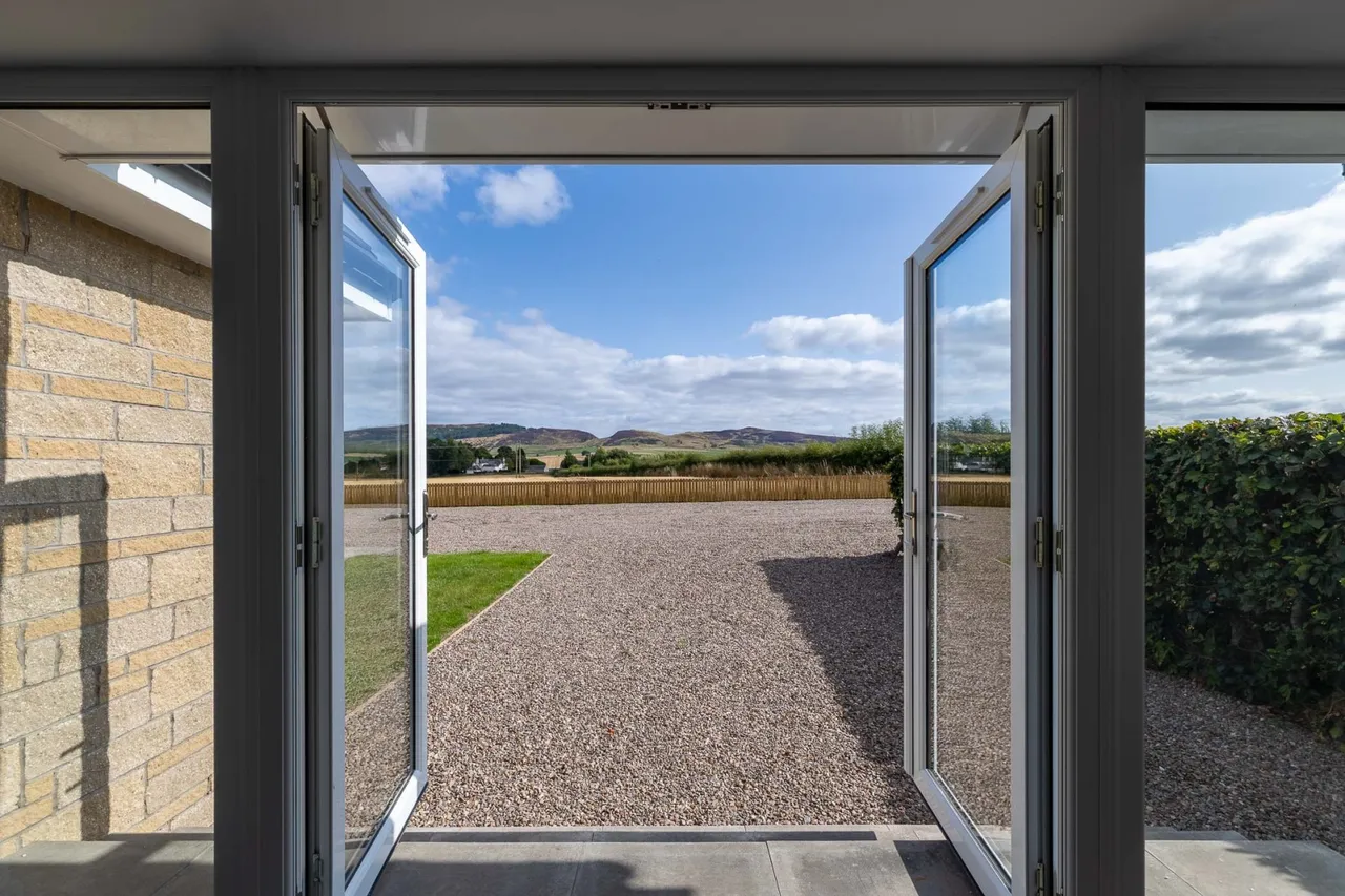 Beech House, West Kinnochtry, PH13 9PN, photo 6