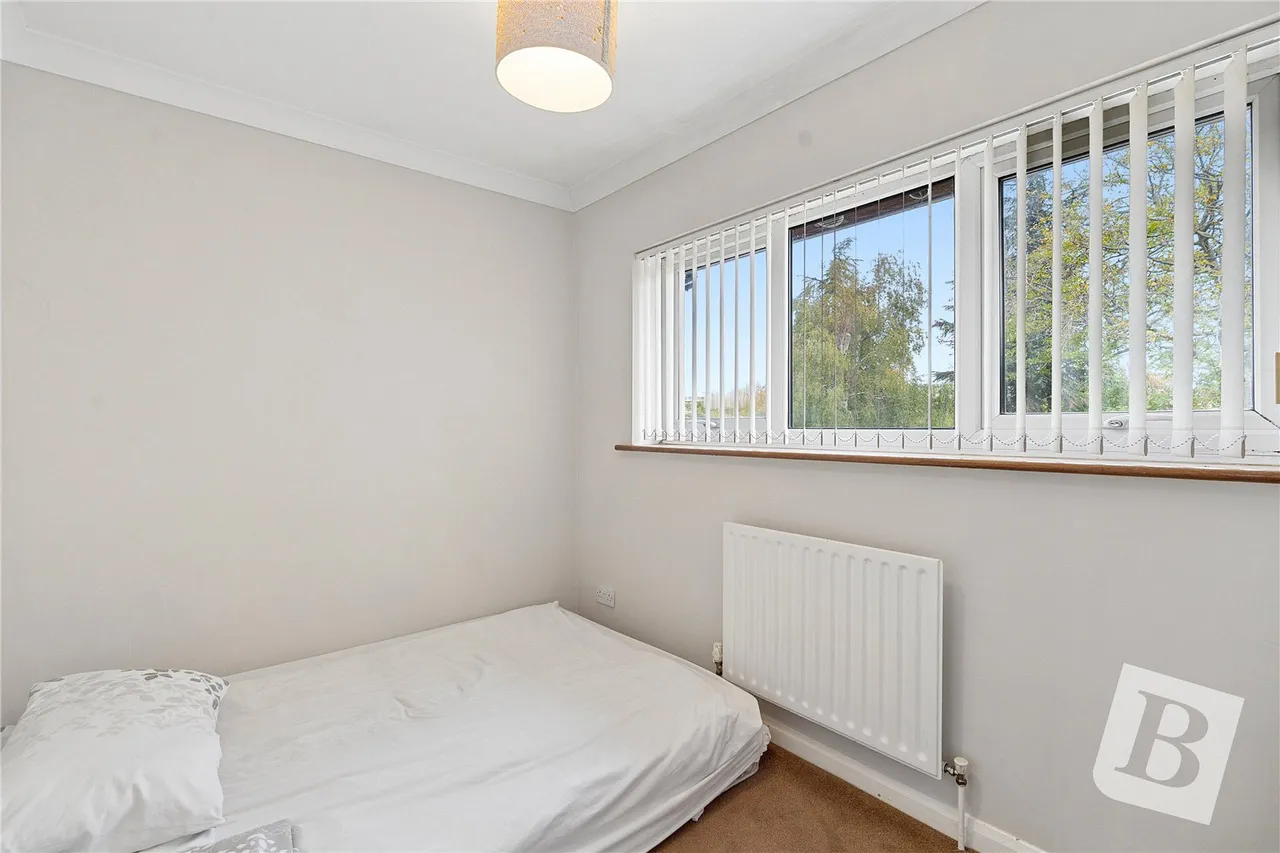 Vauxhall Close, Northfleet, DA11, photo 16