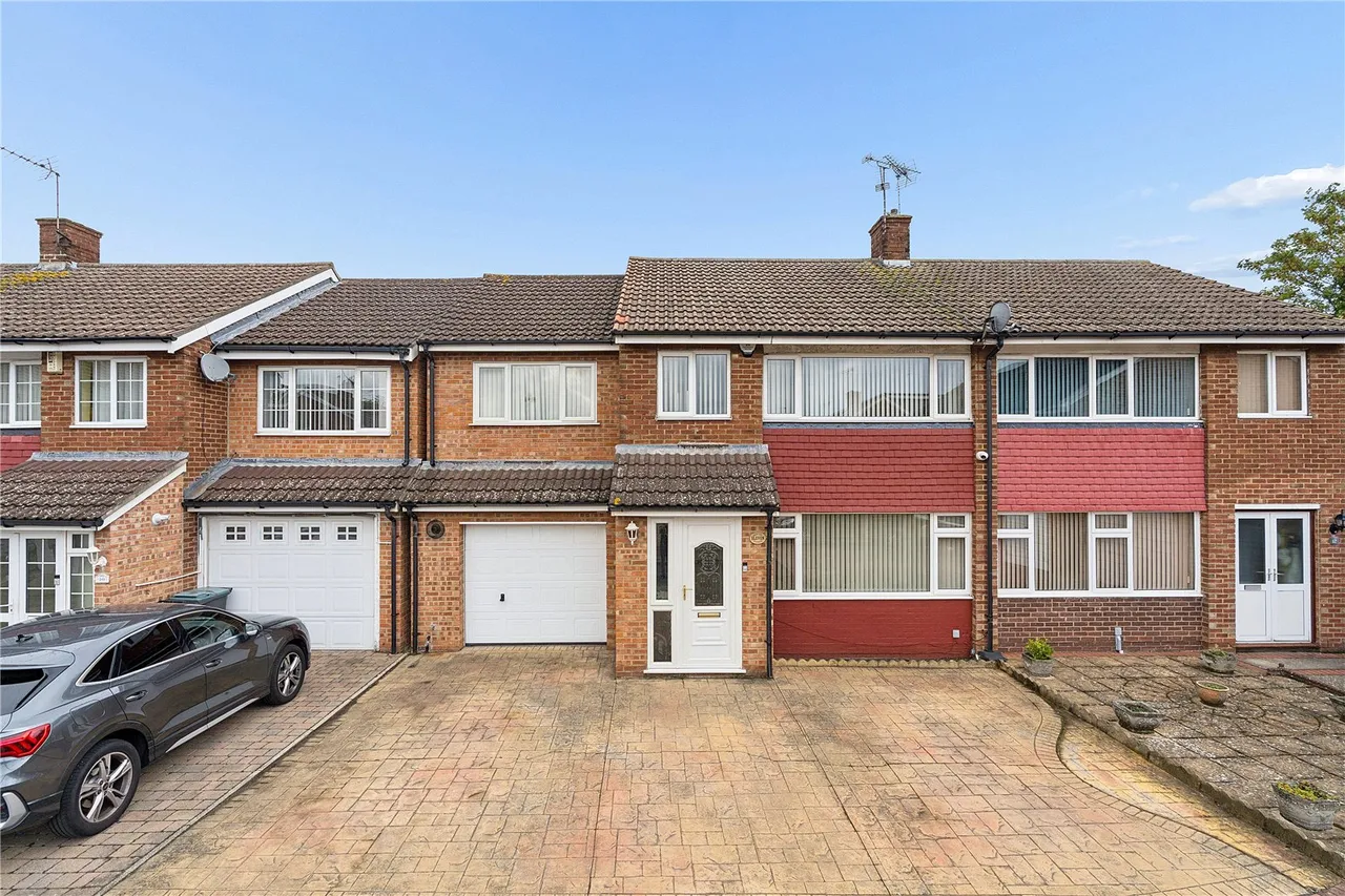 5 bed house for sale, Vauxhall Close, Northfleet, DA11